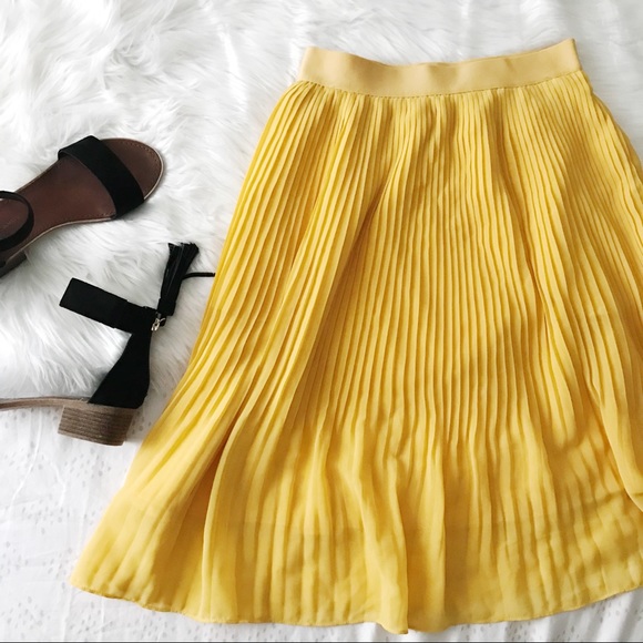 a new day Dresses & Skirts - Golden Yellow Pleated Mini Skirt with Pockets